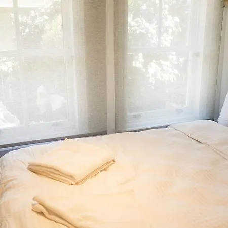 Hill House Privatunterkunft